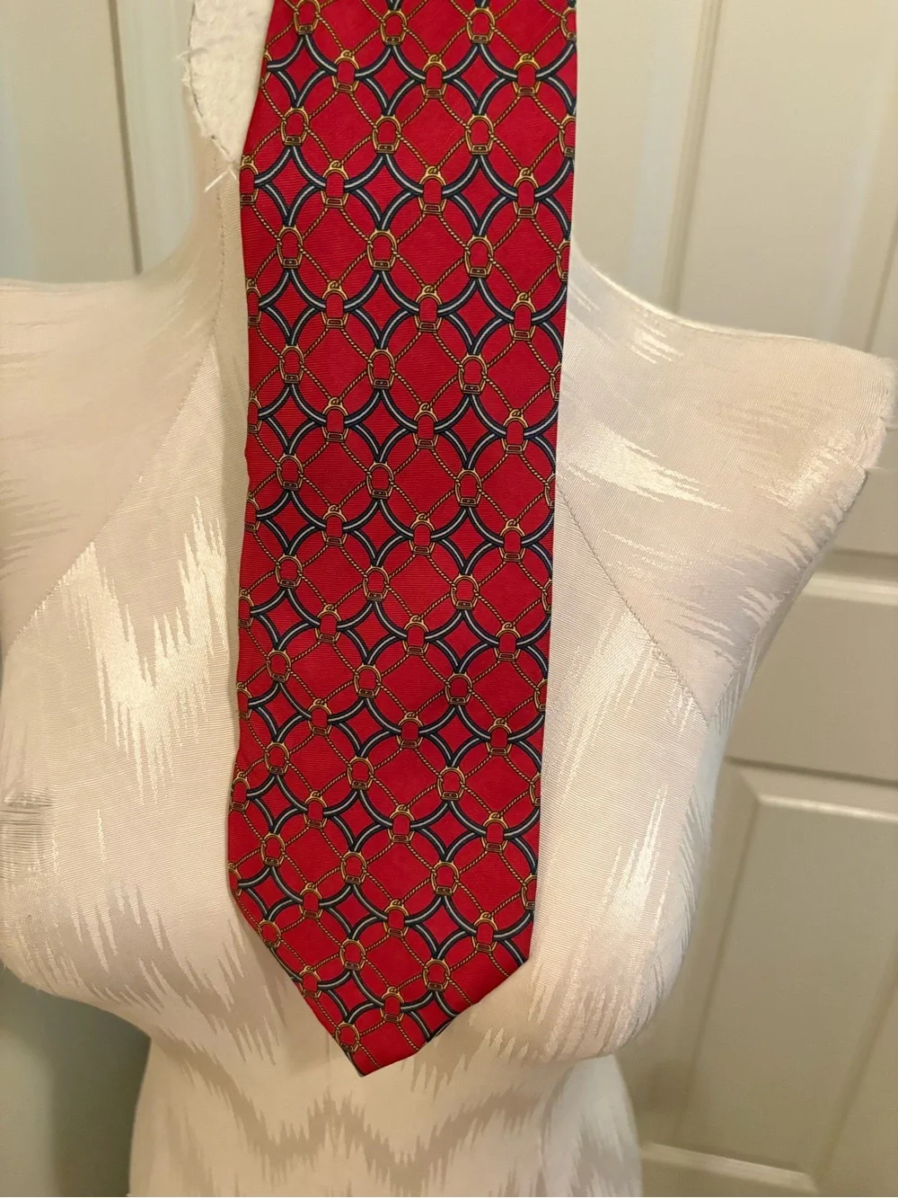 Gucci red signature print Silk Tie $275 vintage